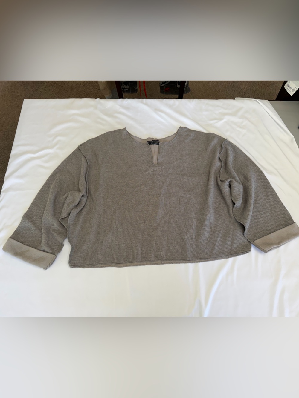 Urban Outfitters V-neck Cropped Crewneck sweater